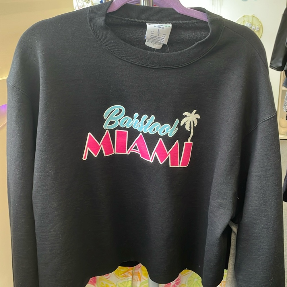Barstool Miami cropped crewneck